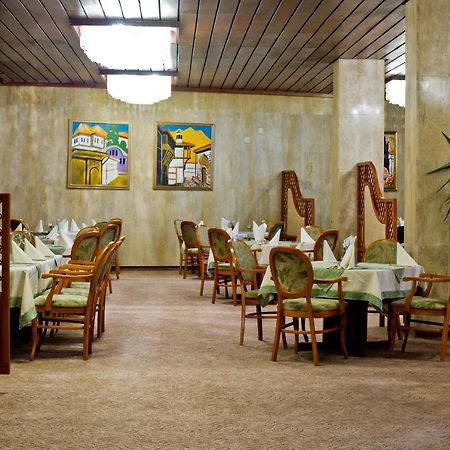 Hotel Saint Vrach Sandanski Esterno foto