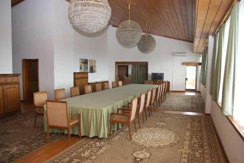 Hotel Saint Vrach Sandanski Esterno foto
